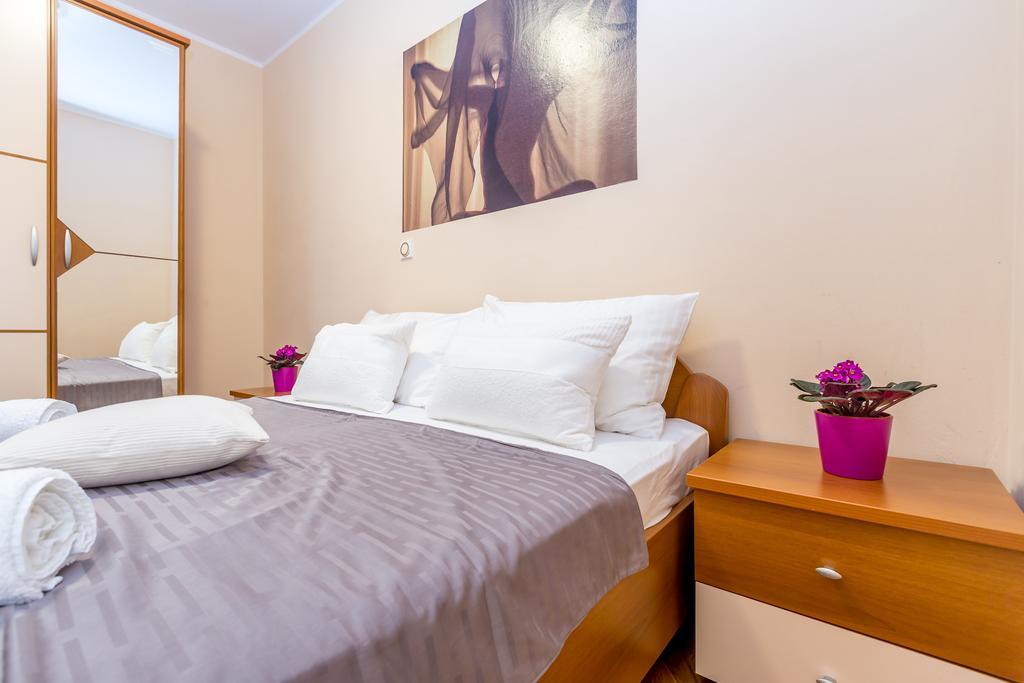 Ava Apartment