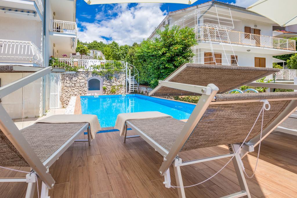 Ava Apartman Omisalj