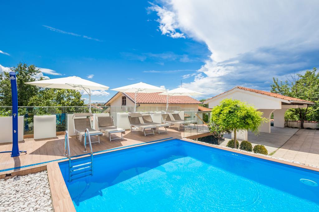 Apartman Ava *