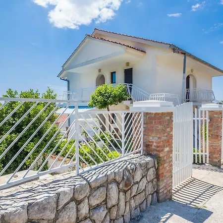 Ava Apartments Omišalj Kültér fotó