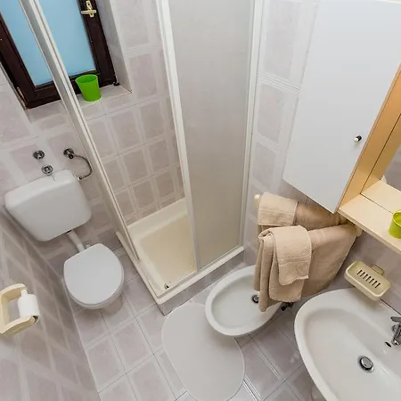 Ava Apartments Omišalj Kültér fotó